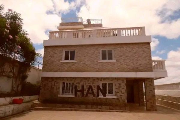 Villa à vendre à Alasora